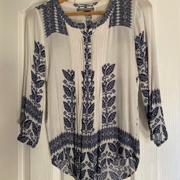 Daniel Rainn White and Navy Boho Blouse — Soft Earth Edit (XS) - Picture 5 of 5